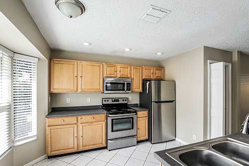 1st image of 2706 Arrowwood Ct