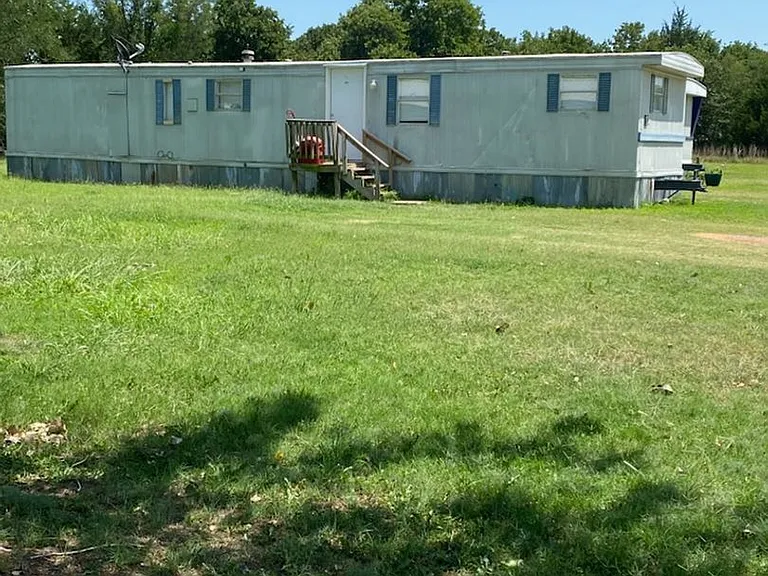 330533 S Highway 66 — Photo 1