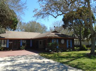 211 Shamrock Rd, Saint Augustine, FL 32086