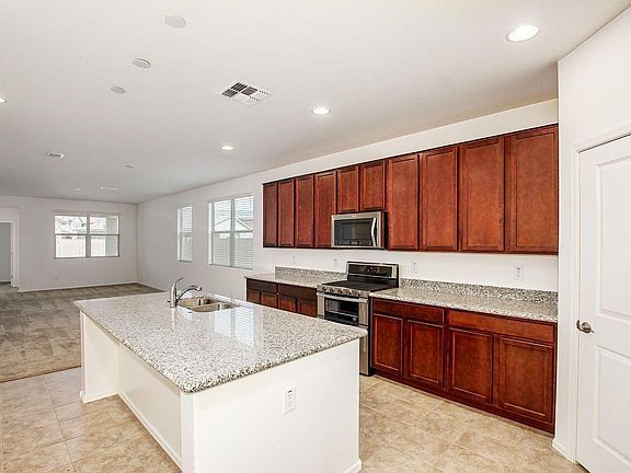 5th image of 33829 N 30th Ln