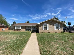 411 E Harriet St, Alpine, TX 79830