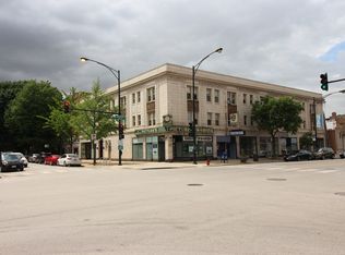 1204 W Granville Ave #332, Chicago, IL 60660