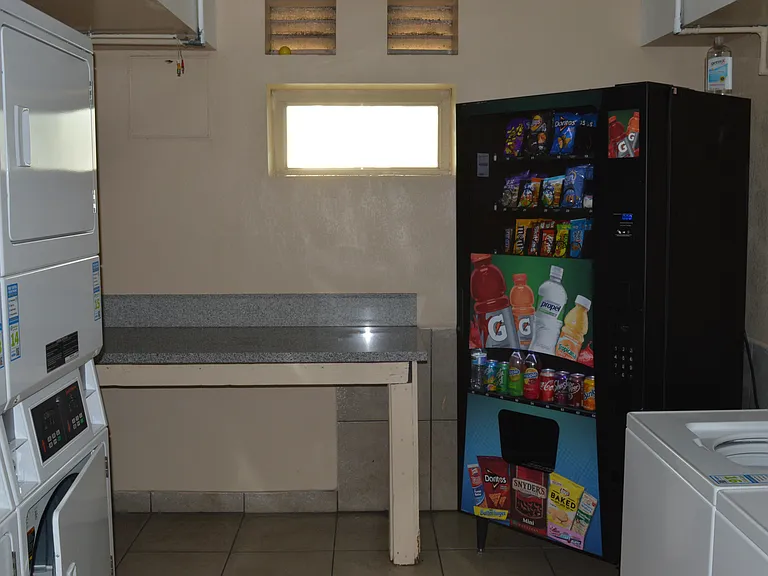 819 Washington St #1 — Photo 15