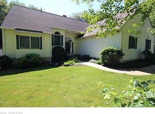 19 Hunters Ct, Colchester, CT 06415