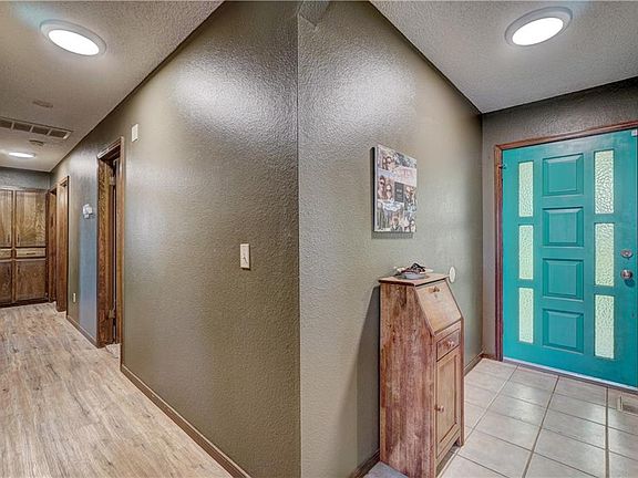 5th image of 4521 Zella Way NE