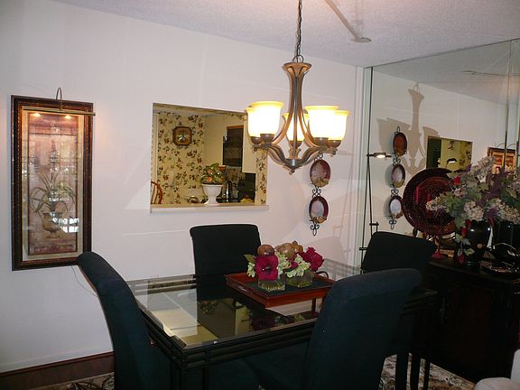 4th image of 3062 Eastland Blvd Unit 113