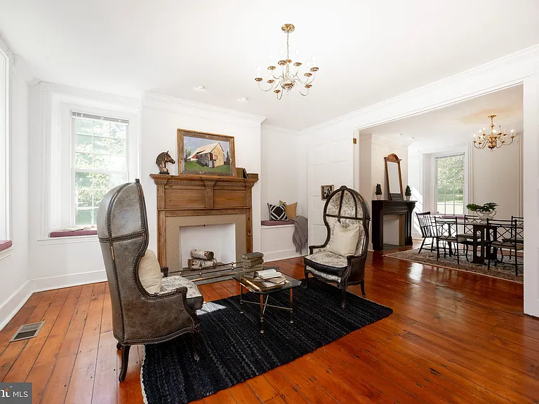 609 W Lincoln Hwy — Photo 15