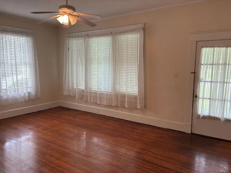 411 Central Ave — Photo 13