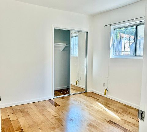 5th image of 3501 Ellsworth St APT 1