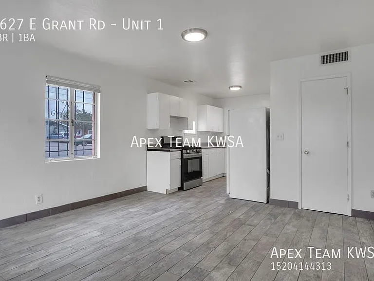 2627 E Grant Rd #1 — Photo 5