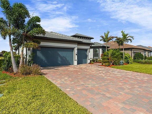 3rd image of 17019 Sunny Lake CT