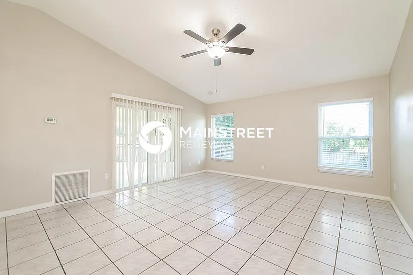 5618 Marigot Ct — Photo 4