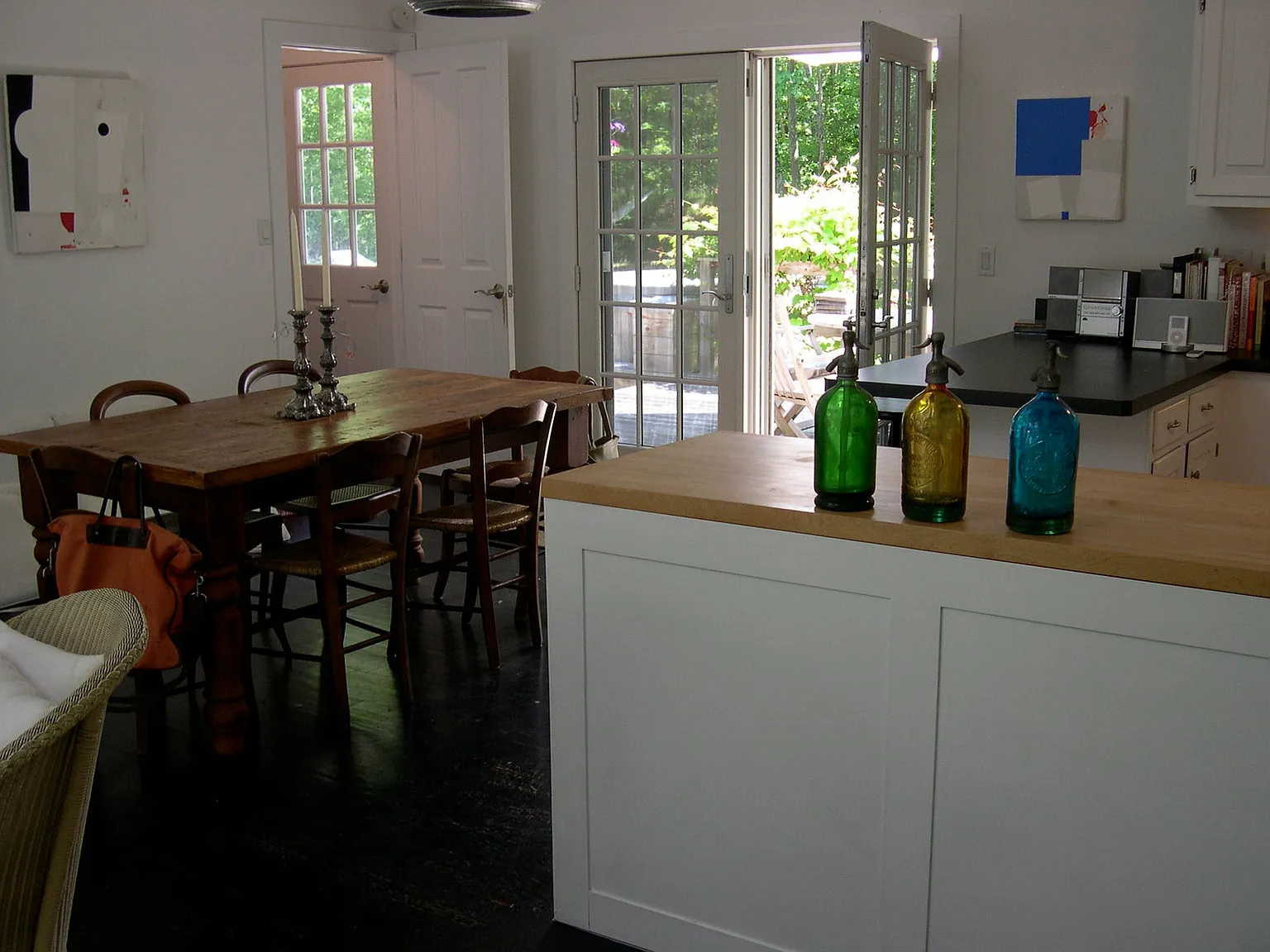 Charming in Springs — Photo 3