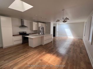 2215 Danforth Ave #2B, Toronto, ON M4C1K4