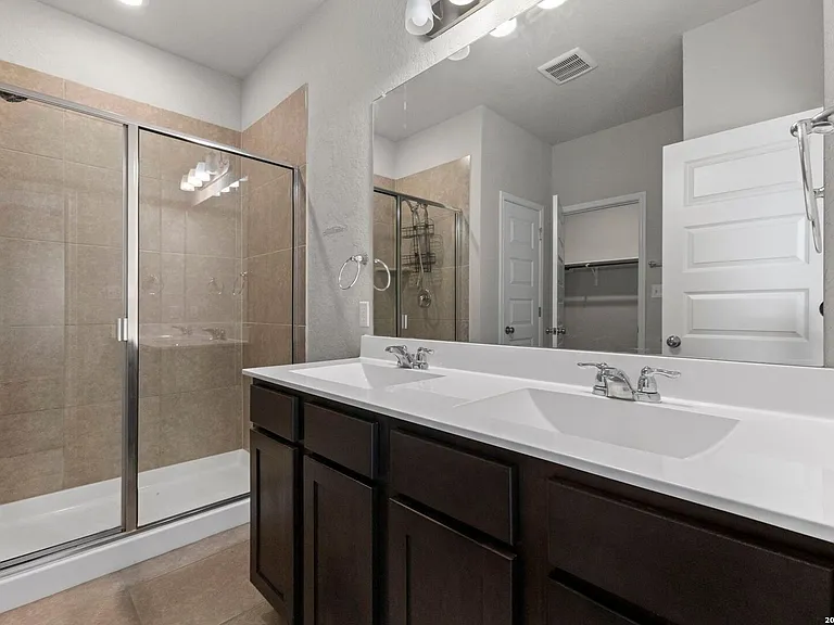 10019 Rancho Real Rd — Photo 11