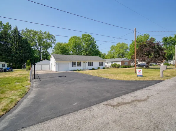 919 Fairfield Ave, Temperance, MI 48182