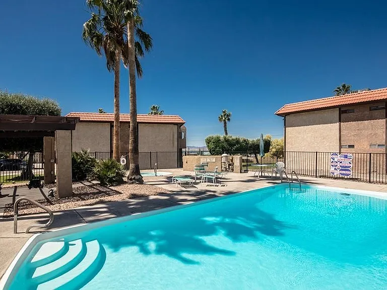 355C N Lake Havasu Ave — Photo 33