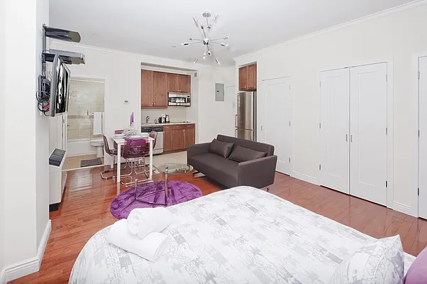 Rented by Eisenberg Exclusives | media 6