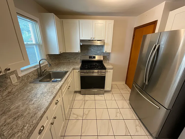 3709 Woodridge Rd — Photo 9