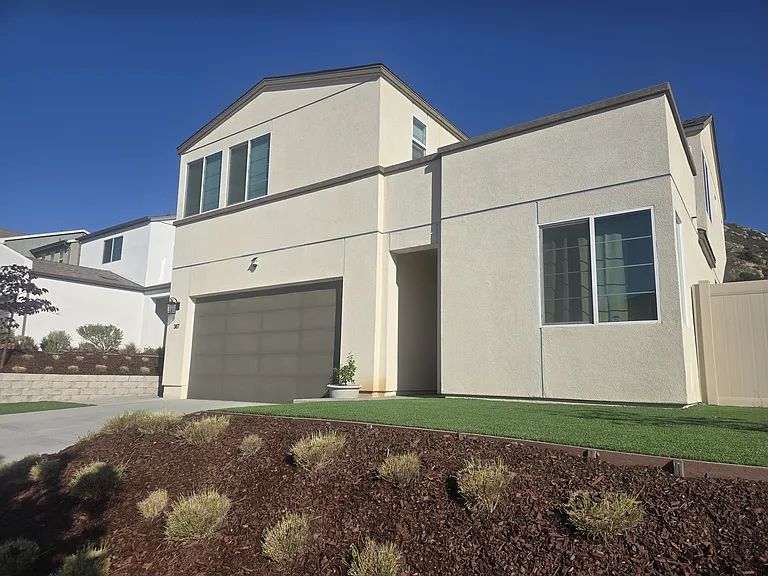 367 Meadowood St — Photo 1