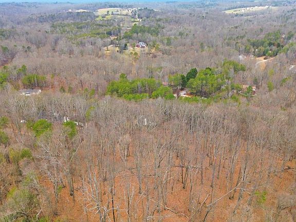 3rd image of 158 Ridge Ln