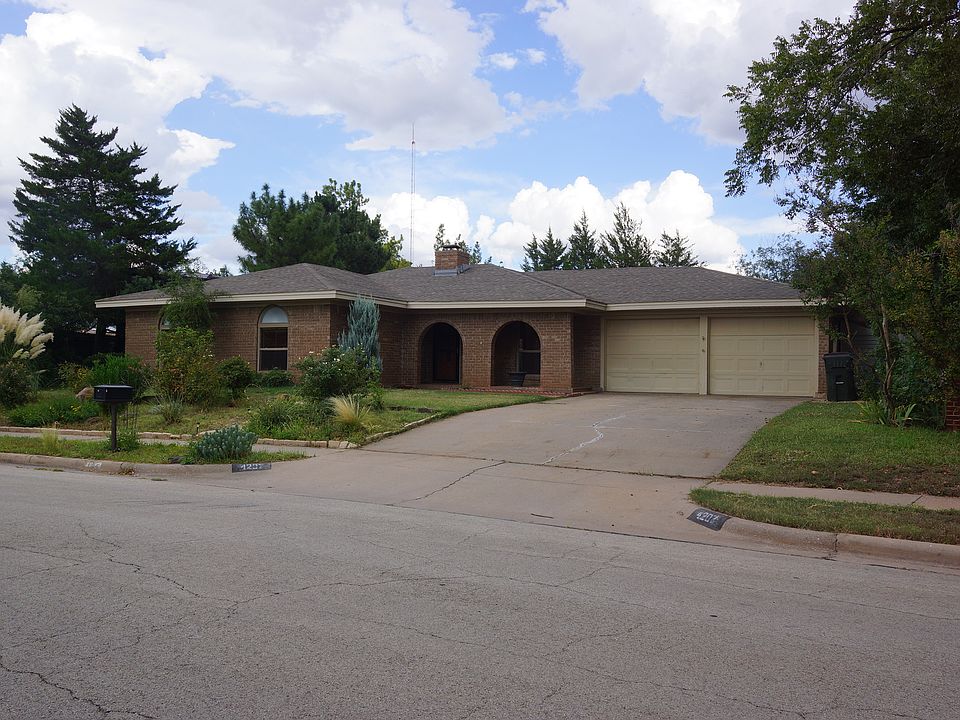1st image of 4207 Briar Cliff Dr