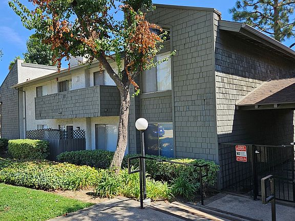 3rd image of 330 Amber Ct APT 212