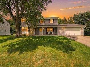 S69W14964 Cornell Cir, Muskego, WI 53150