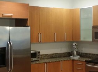 822 NE 19th Ave, Fort Lauderdale, FL 33304