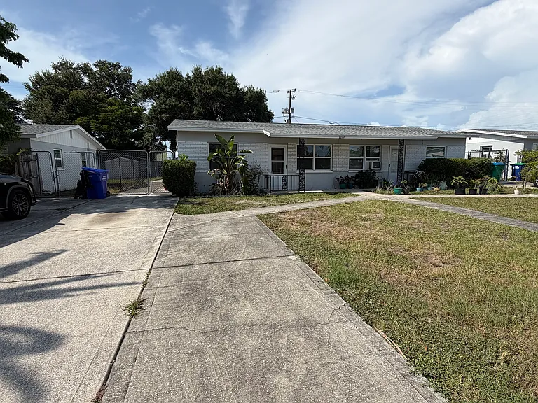 2268 Palmwood Dr #B — Photo 15
