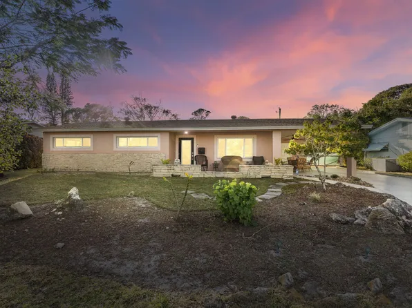 2611 S 29th Street, Fort Pierce, FL 34981