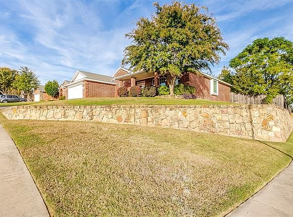2nd image of 1173 Briar Creek Dr