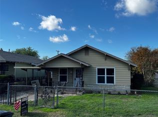 2719 Prairie Ave, Fort Worth, TX 76164