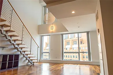 Rented by R New York