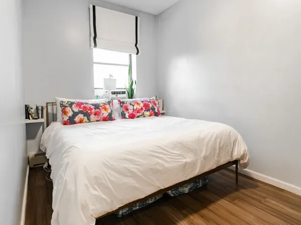 329 Grand Street image 9 of 12