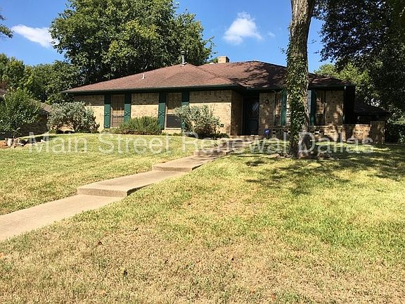 3rd image of 553 Bayberry Ln