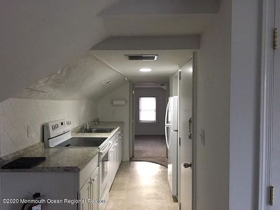 4th image of 305 Church St APT 4