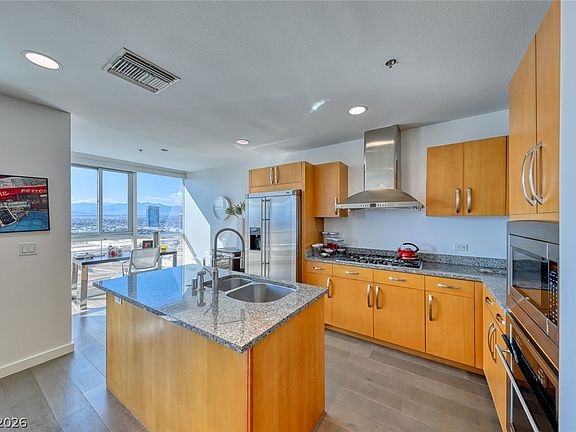 3rd image of 4525 Dean Martin Dr Unit 2806