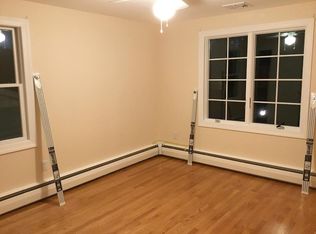 116 W School St, Alburtis, PA 18011