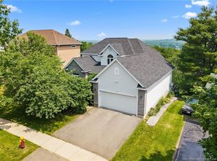 178 Hearne St, Fredericton, NB E3B 6M3