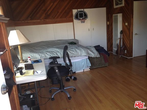 5th image of 22844 Pacific Coast Hwy APT 2