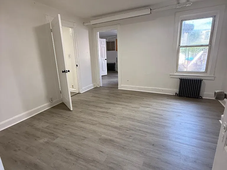 4 Chestnut St #2 — Photo 9
