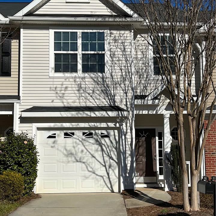 1st image of 62 Bay Springs Dr