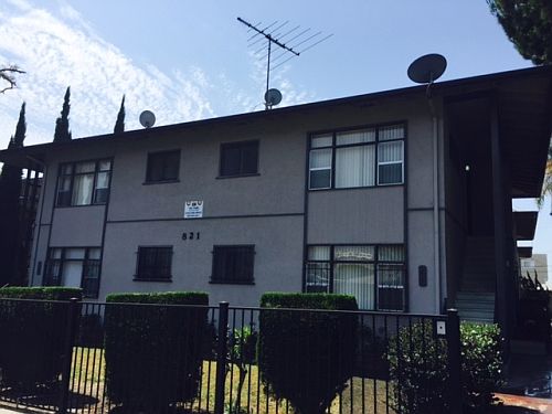 1st image of 821 Centinela Ave APT 01