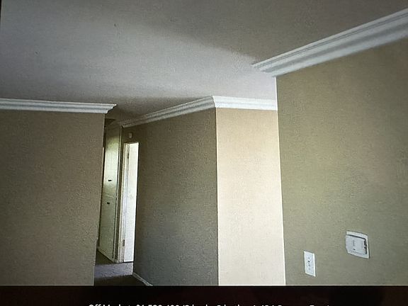 2nd image of 27945 Alvarez Dr