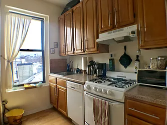 Rented by Brooklyn Hills Realty LLC