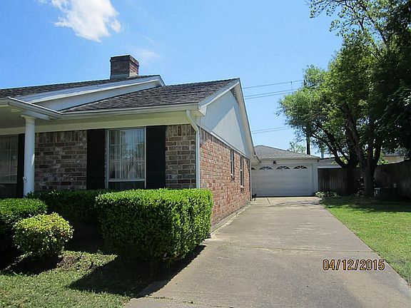 2nd image of 12615 Shannon Hills Dr
