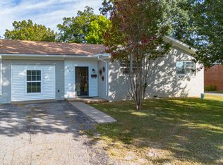 2221 Clay St, Paducah, KY 42001