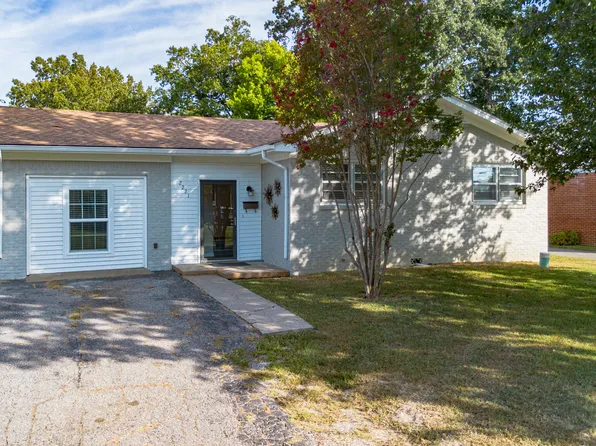 2221 Clay St, Paducah, KY 42001