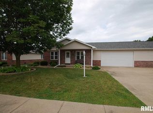 527 Brad Ct, Hanna City, IL
